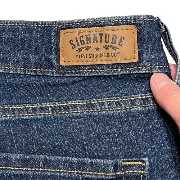 Signature by Levi Strauss & Co. Modern Skinny Dark Wash Jeans Size 12 L/C - Picture 6 of 13